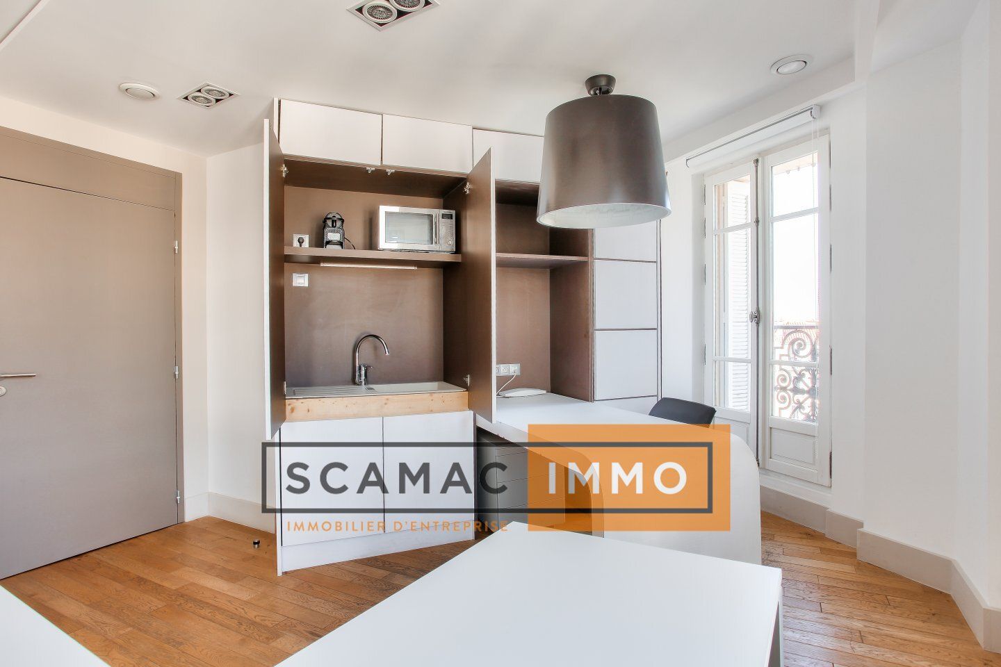bureau de 28m², Marseille 2 (Bouches-du-Rhône)