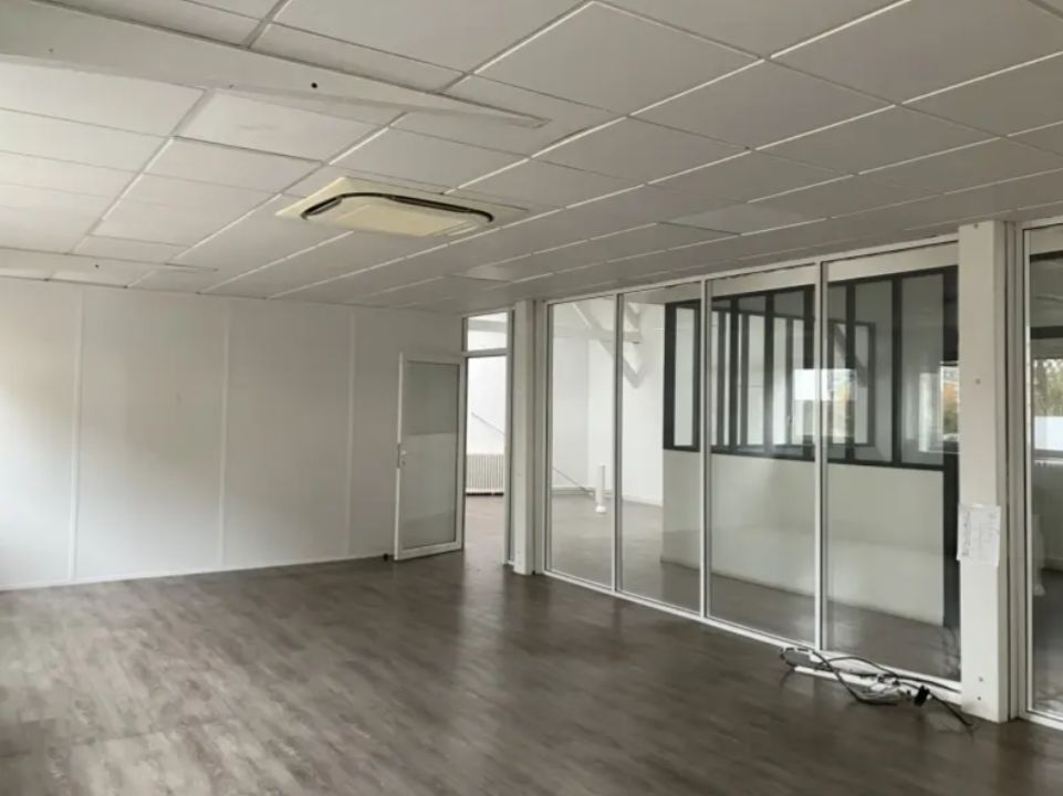 local d'activités de 493m², Montrouge (Hauts-de-Seine)