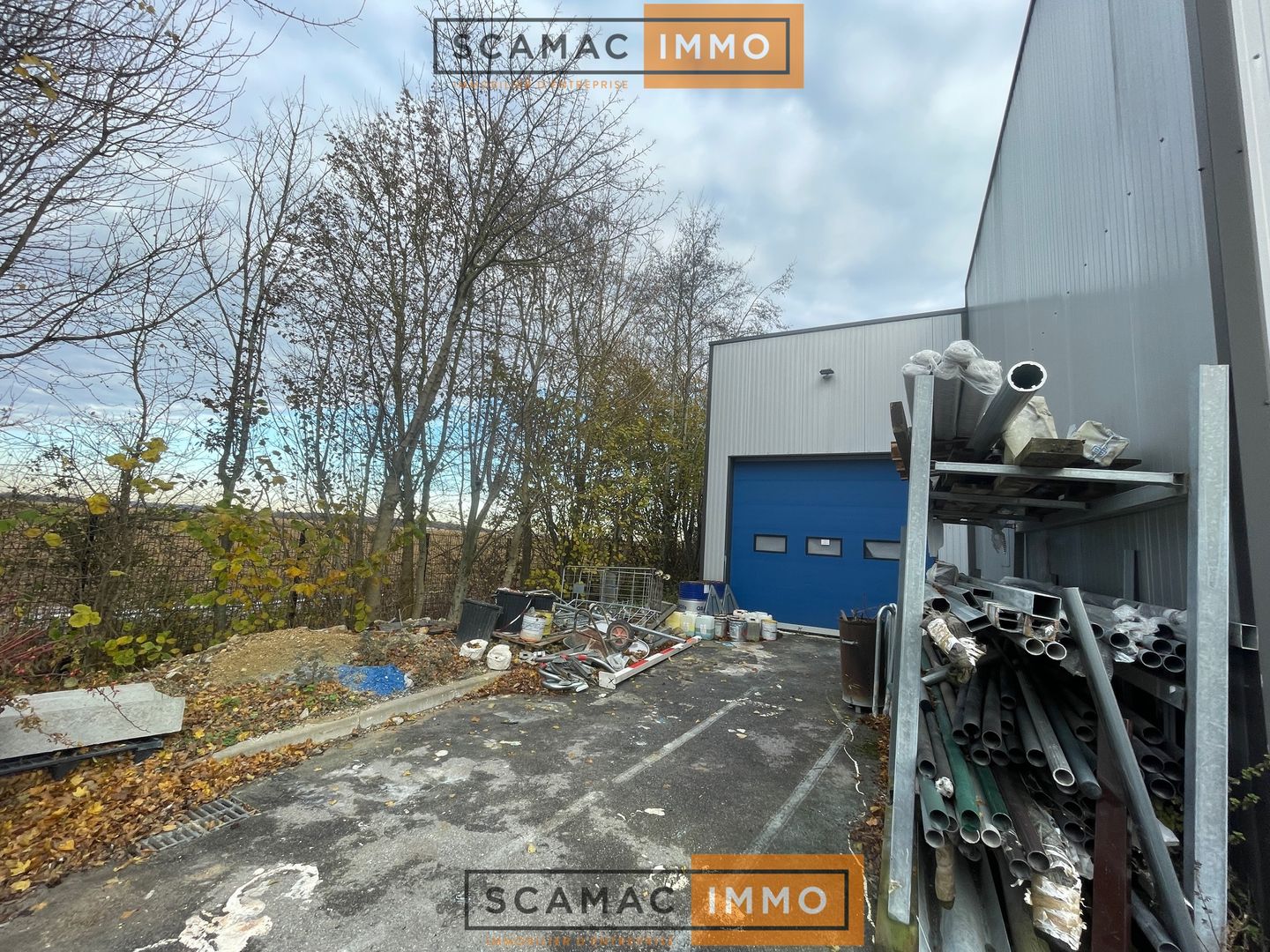 local d'activités de 741m², Guibeville (Essonne)