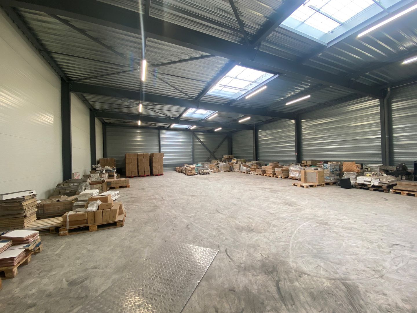 entrepôt de 319m², Vitry-sur-Seine (Val-de-Marne)