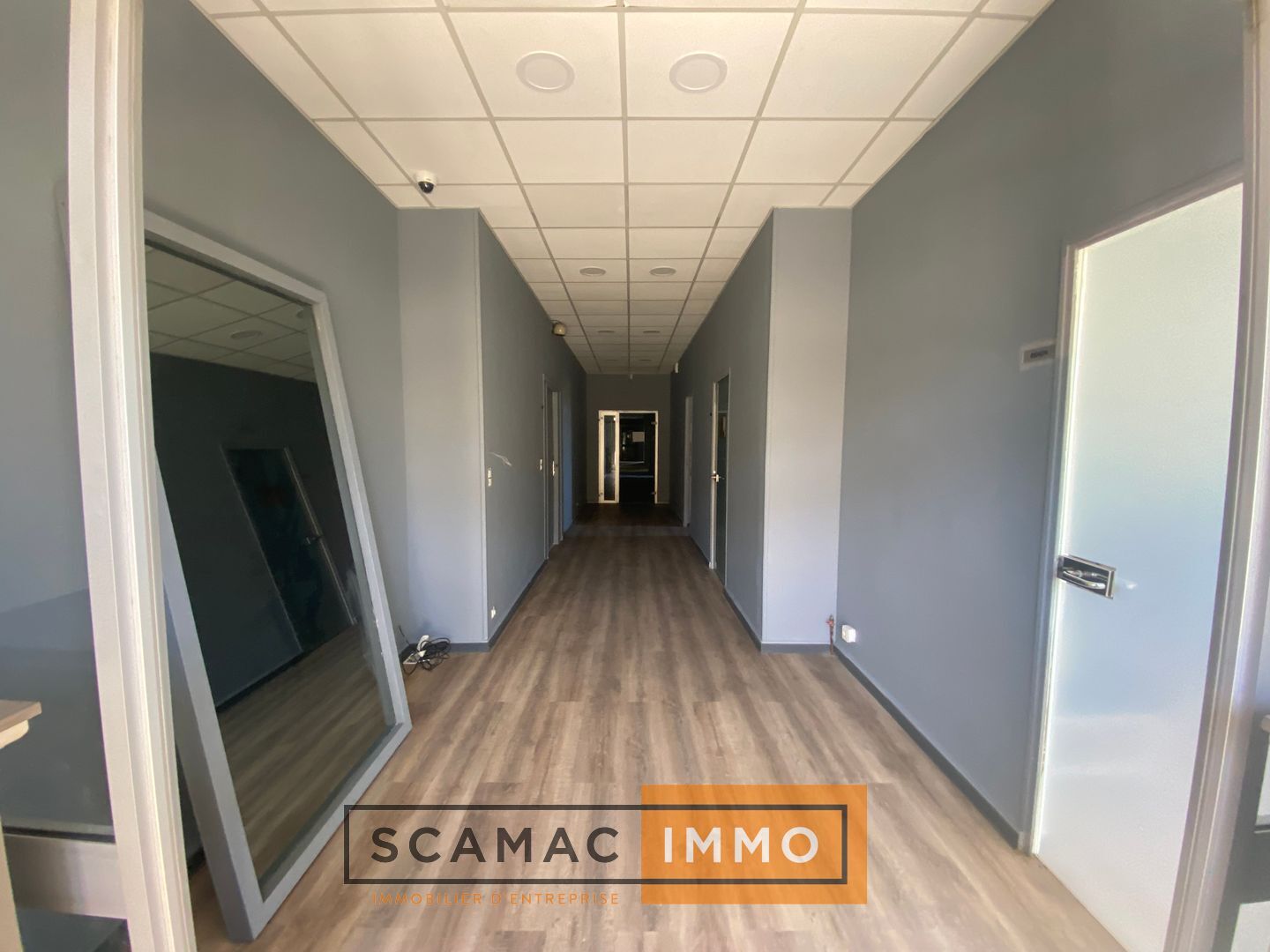 bureau de 15m², Gardanne (Bouches-du-Rhône)