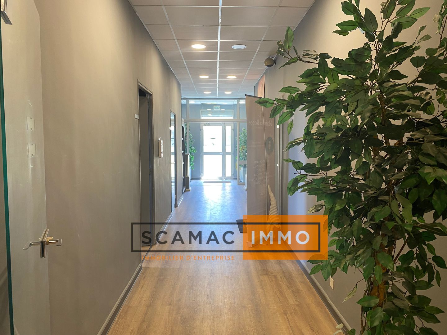 bureau de 15m², Gardanne (Bouches-du-Rhône)