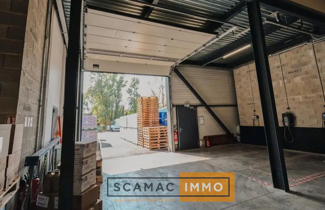 local d'activités de 1 156m², Les Milles (Bouches-du-Rhône)