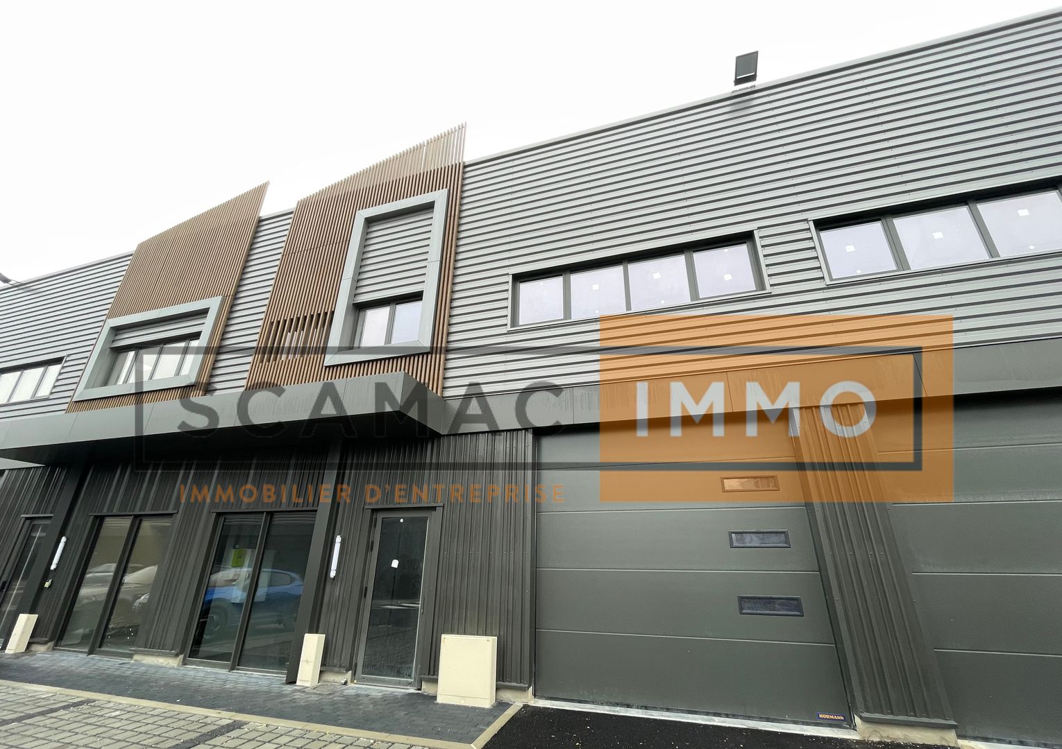 local d'activités de 472m², Courtry (Seine-et-Marne)