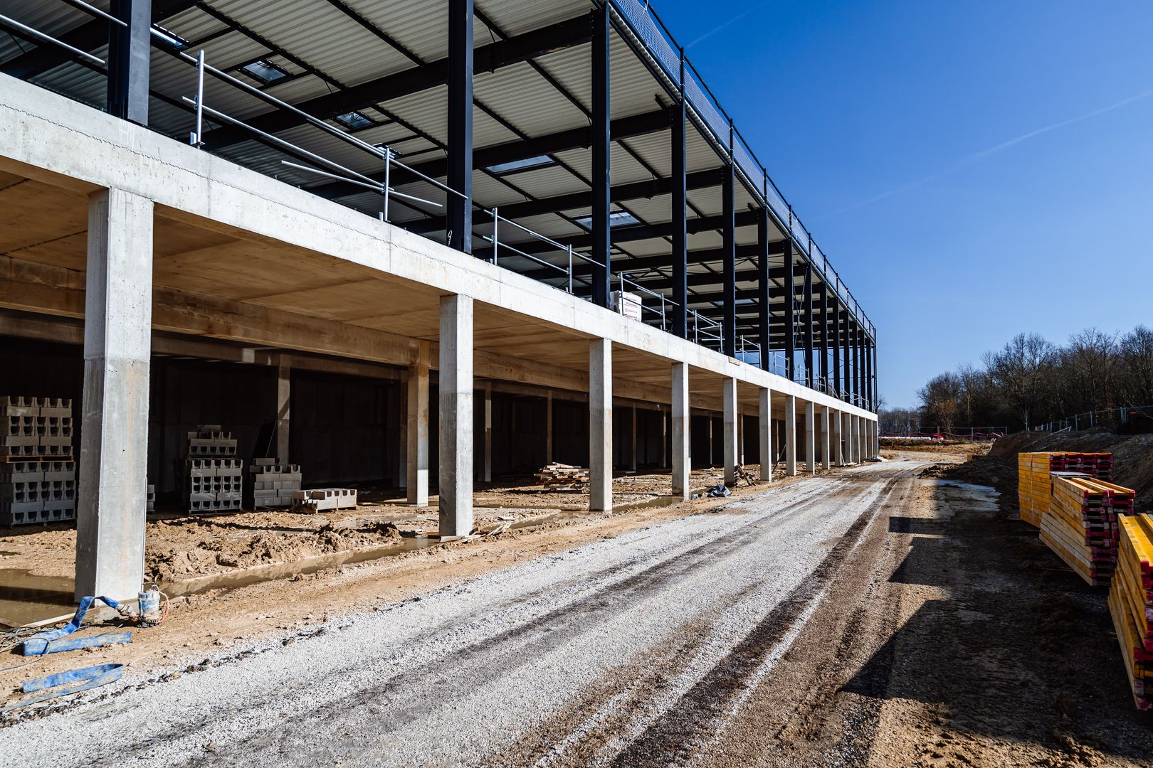 local d'activités de 478m², Courtry (Seine-et-Marne)