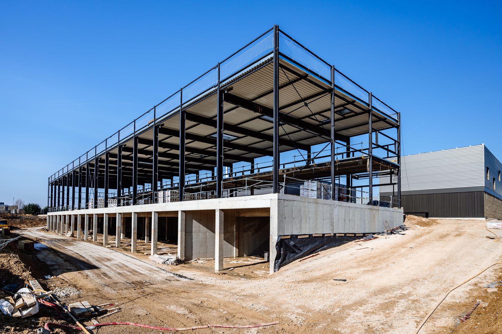 local d'activités de 478m², Courtry (Seine-et-Marne)