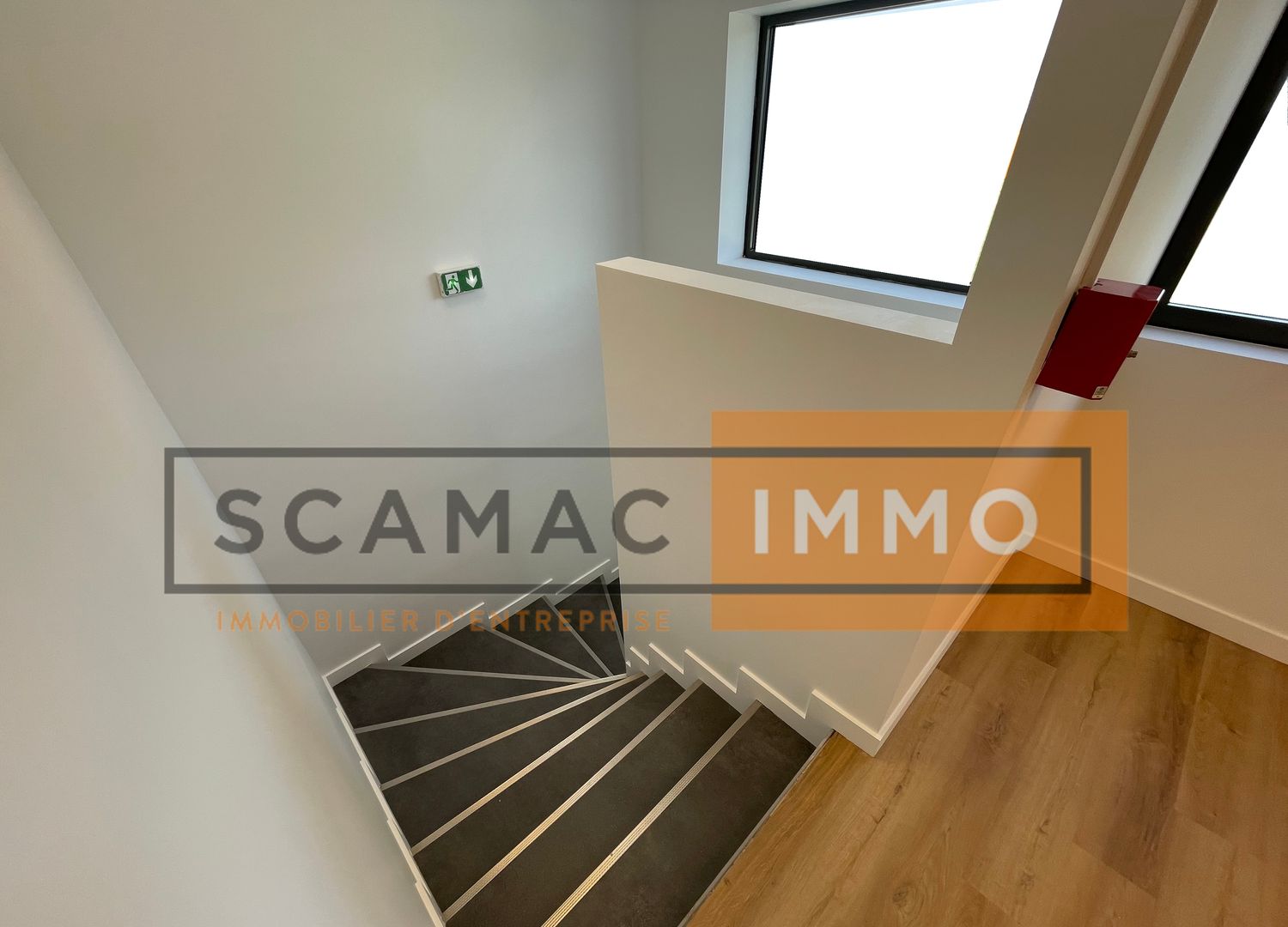 local d'activités de 210m², Courtry (Seine-et-Marne)