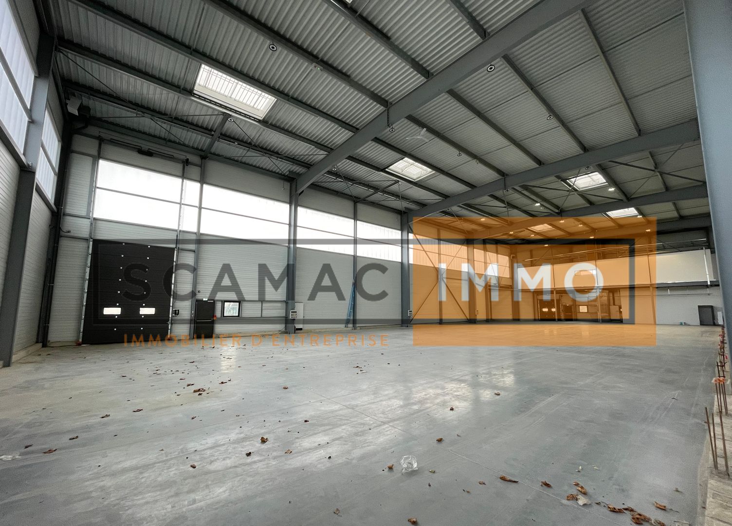 local d'activités de 3&nbsp;269m², Torcy (Seine-et-Marne)