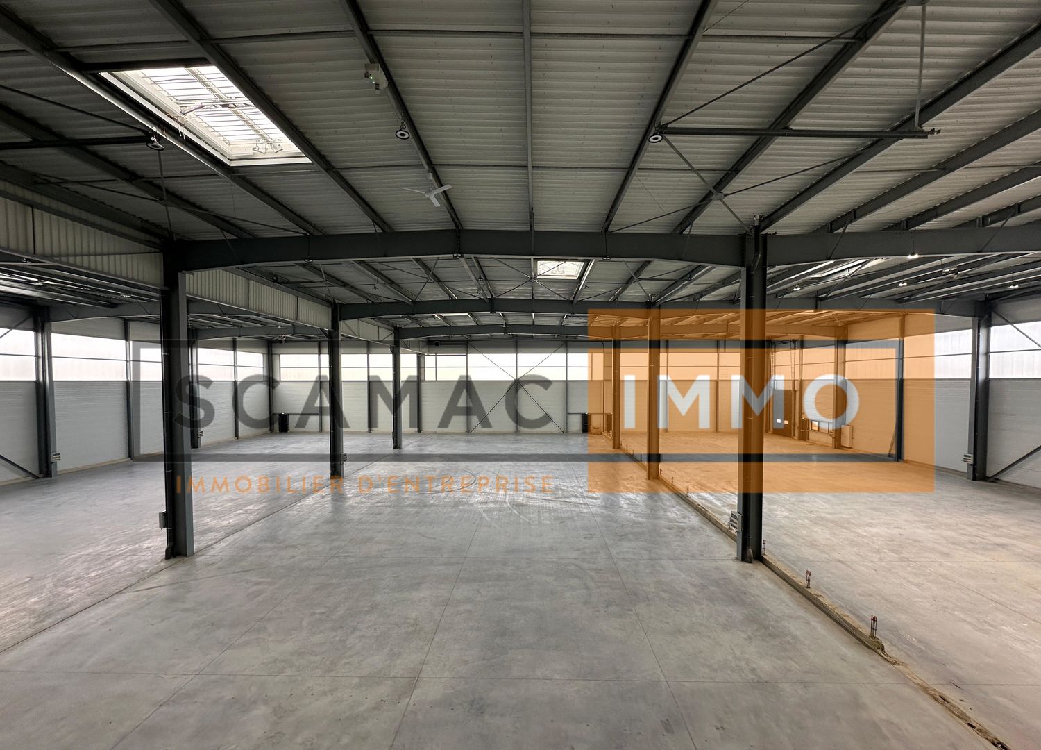 local d'activités de 3&nbsp;269m², Torcy (Seine-et-Marne)