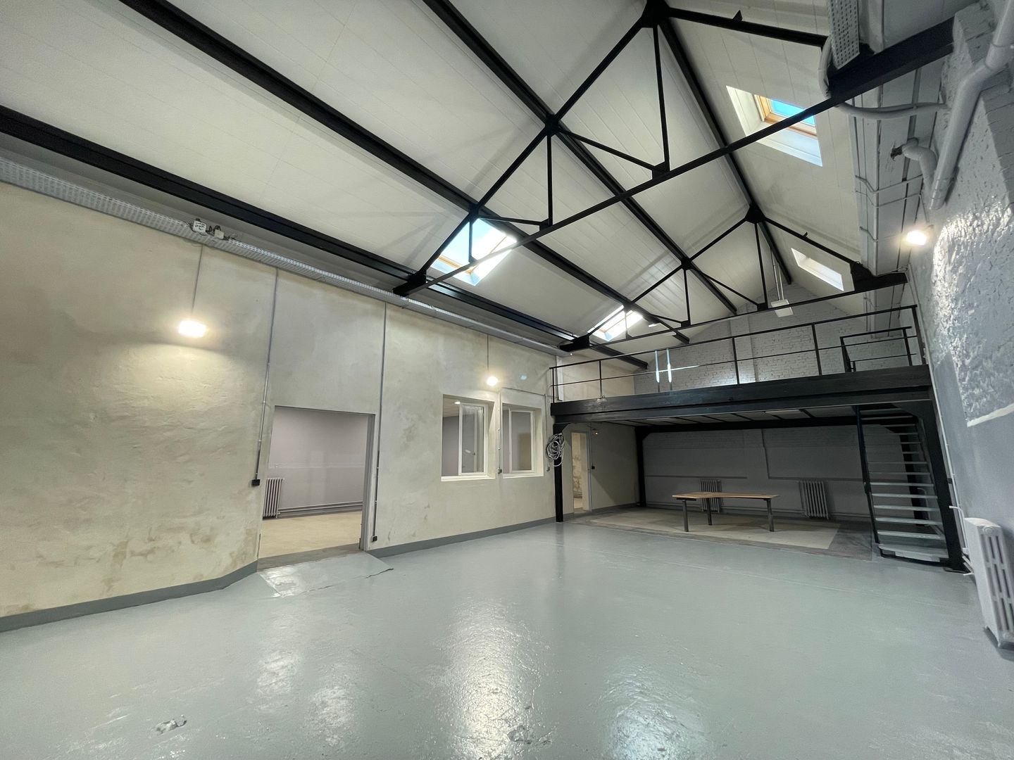 local d'activités de 394m², Malakoff (Hauts-de-Seine)