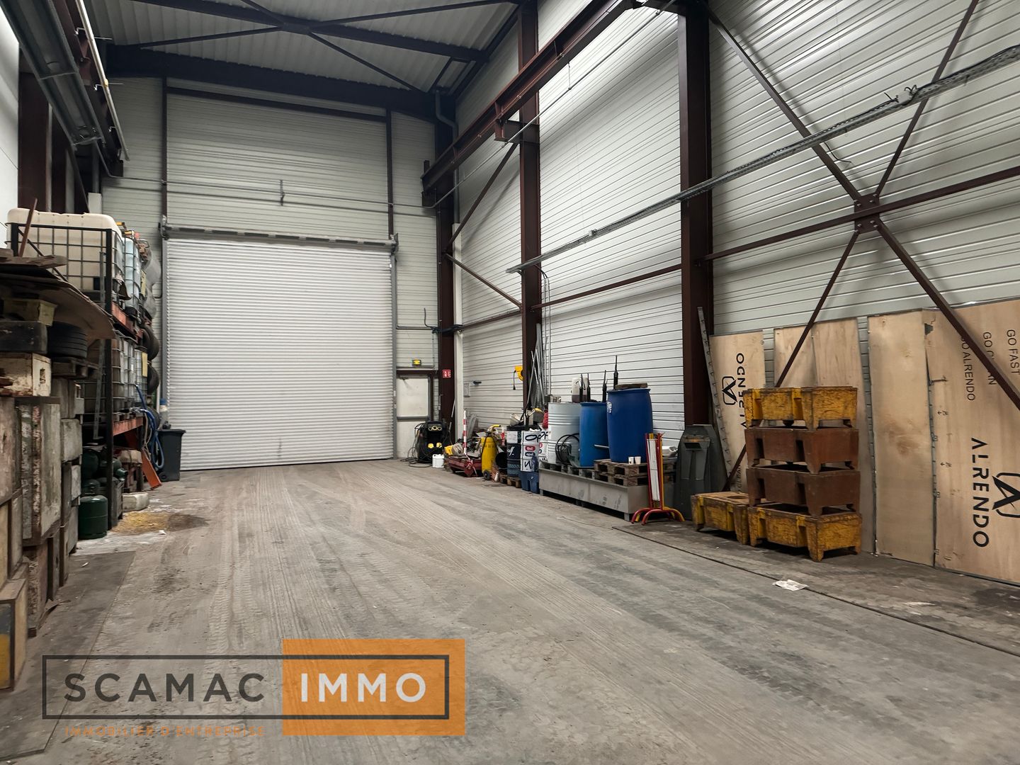 entrepôt de 1 605m², Linas (Essonne)