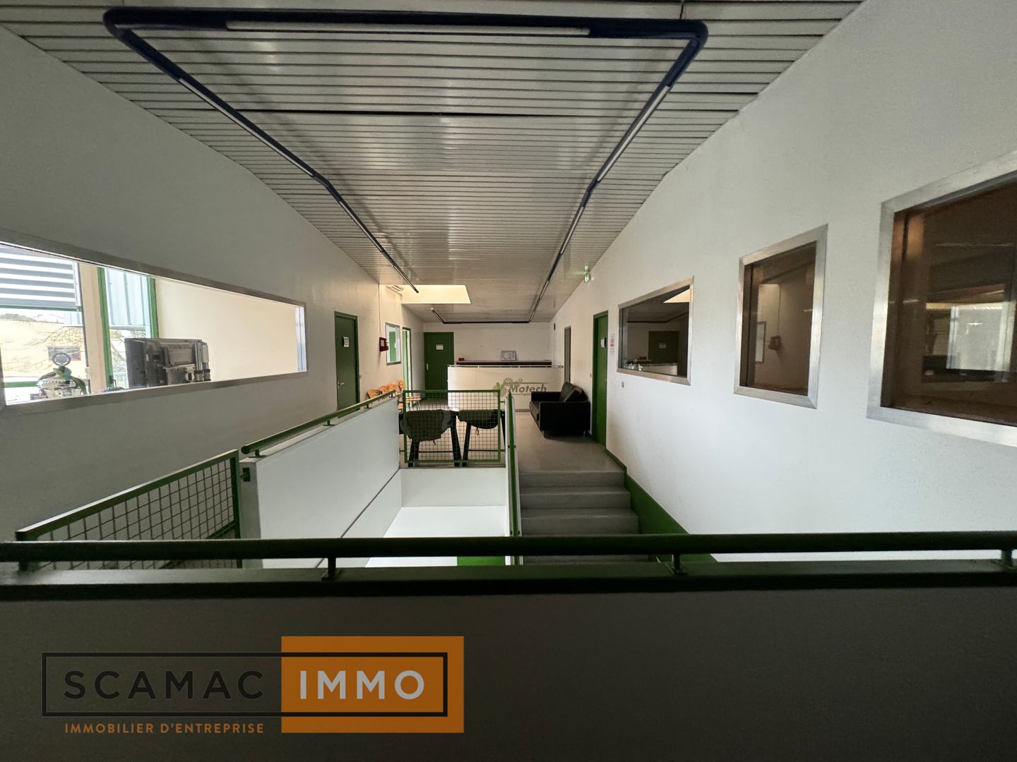 entrepôt de 1 605m², Linas (Essonne)