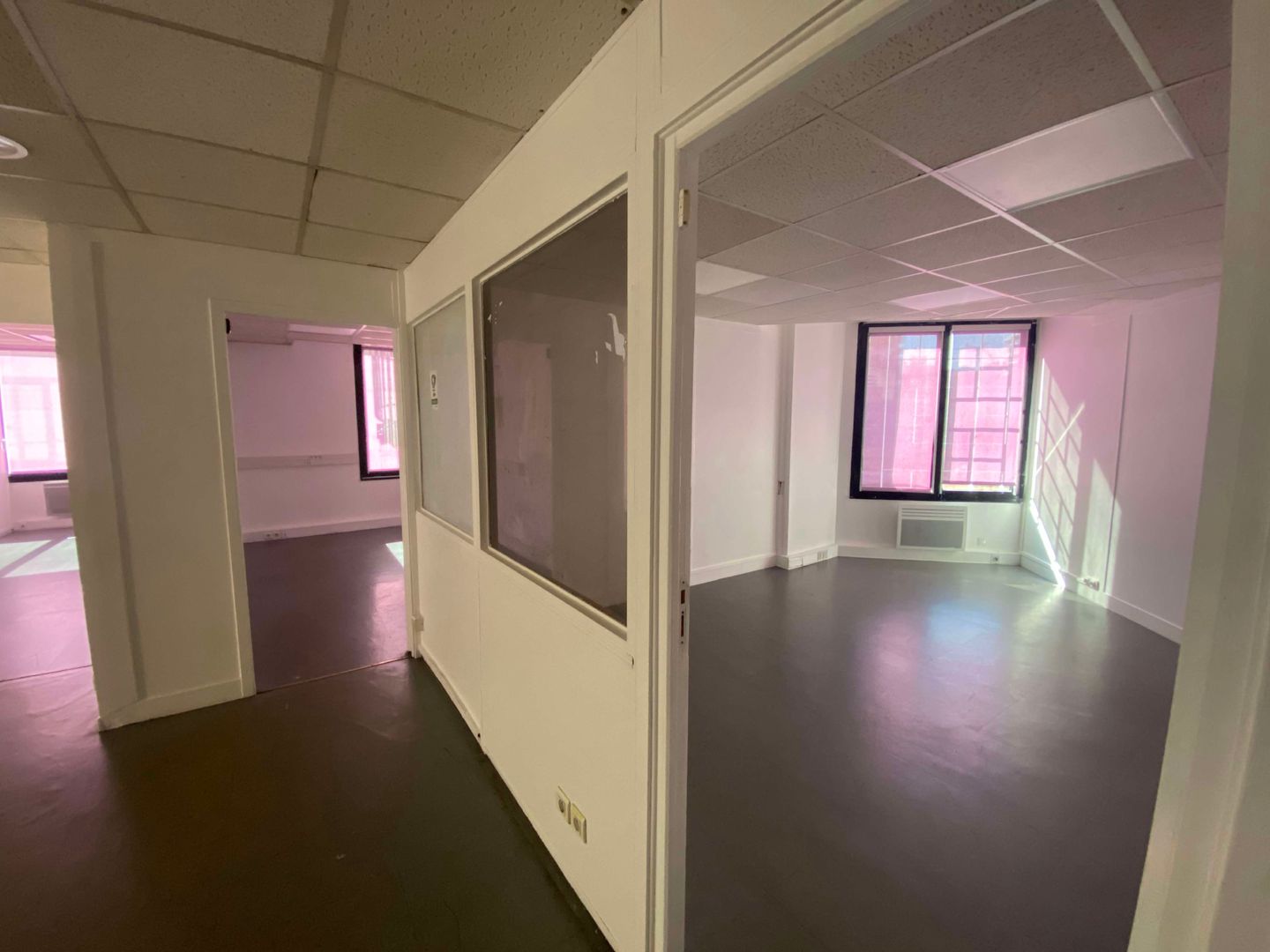 bureau de 303m², Le Kremlin-Bicêtre (Val-de-Marne)