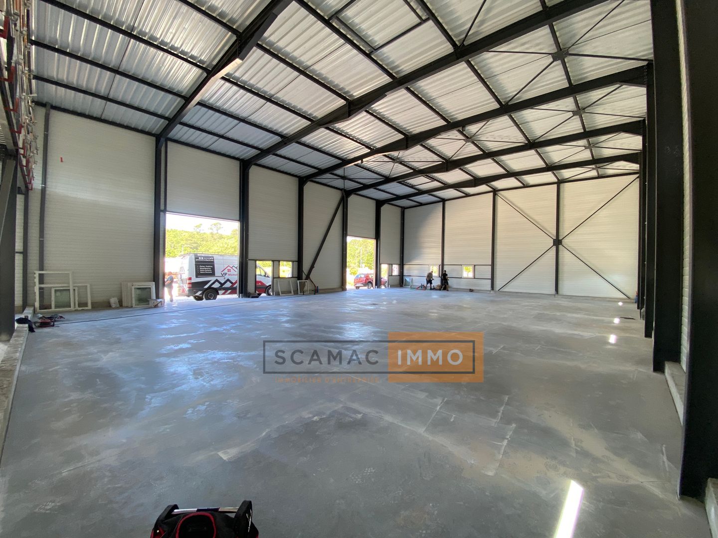 entrepôt de 400m², Brignoles (Var)