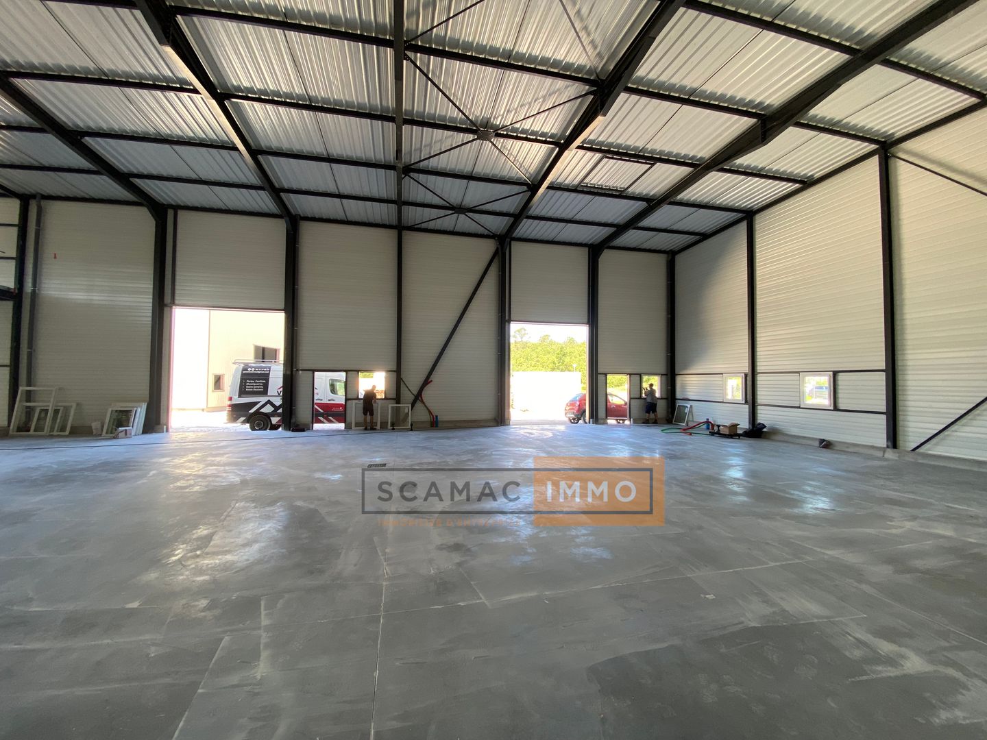 entrepôt de 400m², Brignoles (Var)