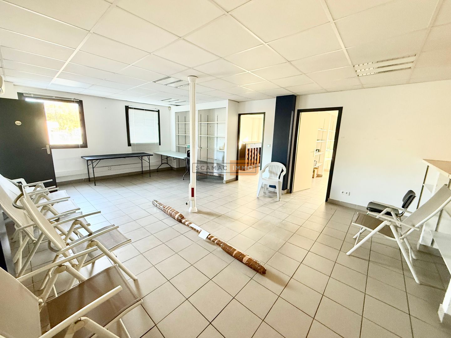 entrepôt de 276m², Fréjus (Var)