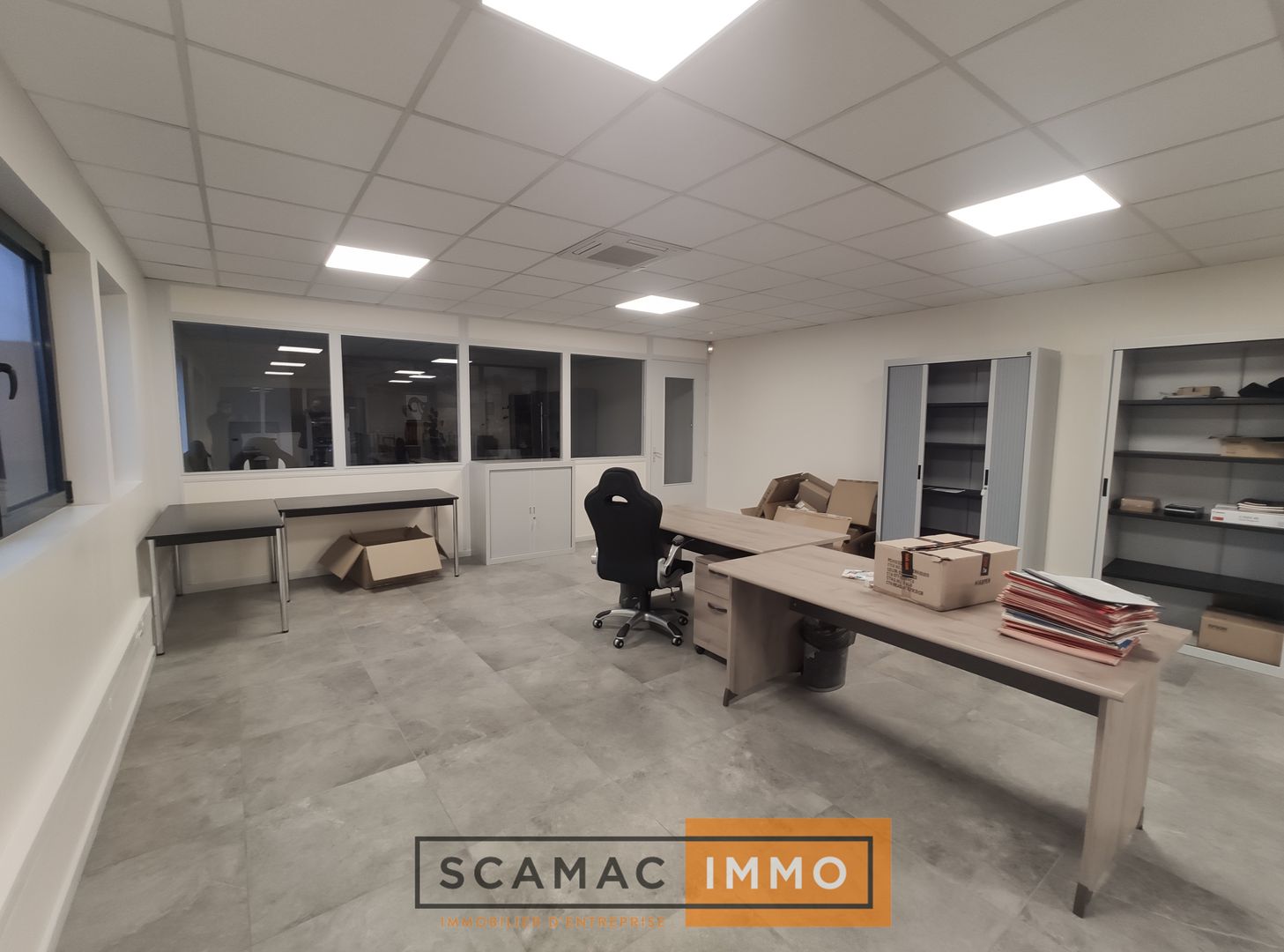 bureau de 130m², Les Milles (Bouches-du-Rhône)