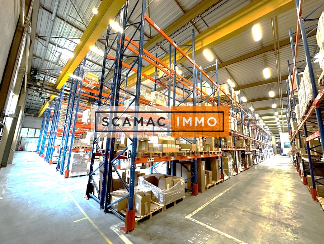 local d'activités de 3&nbsp;256m², Croissy-Beaubourg (Seine-et-Marne)