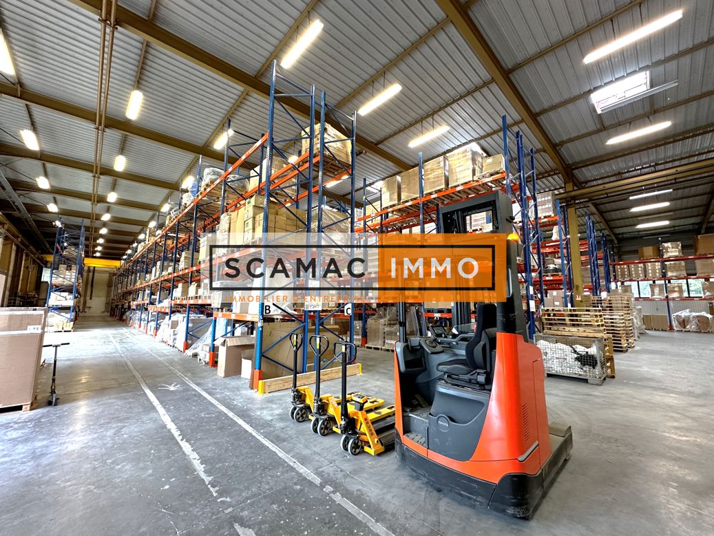 local d'activités de 3&nbsp;256m², Croissy-Beaubourg (Seine-et-Marne)