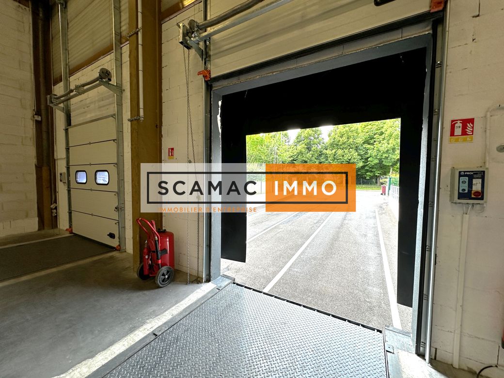 local d'activités de 3&nbsp;256m², Croissy-Beaubourg (Seine-et-Marne)