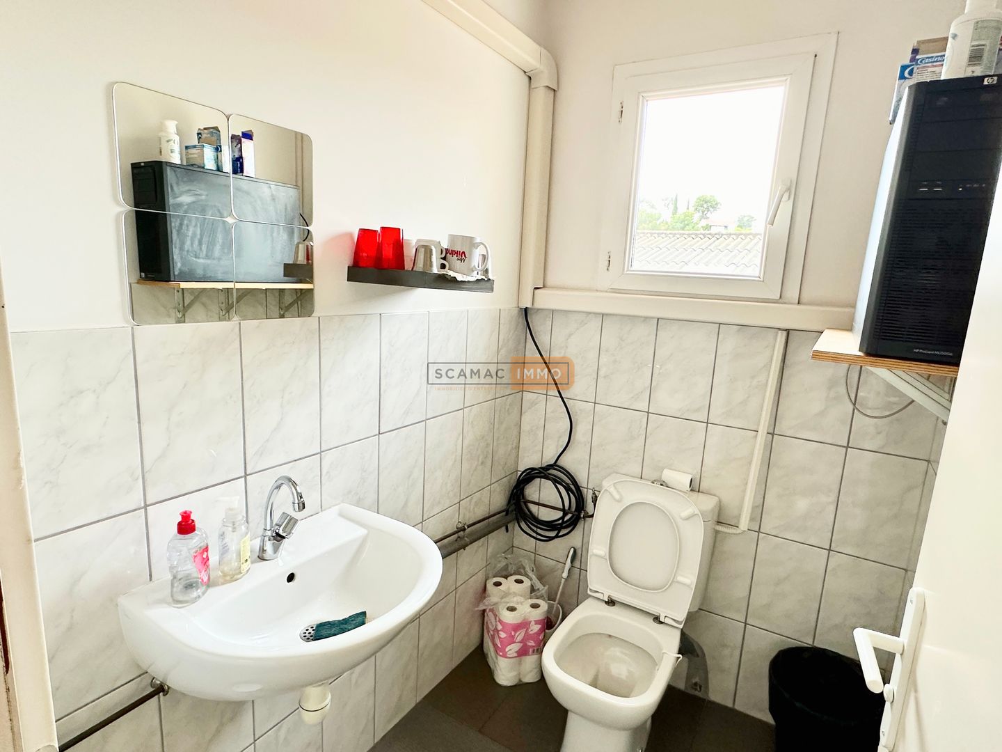 local d'activités de 190m², Le Muy (Var)