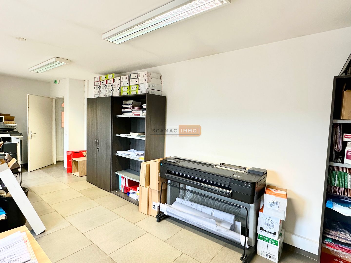 local d'activités de 190m², Le Muy (Var)