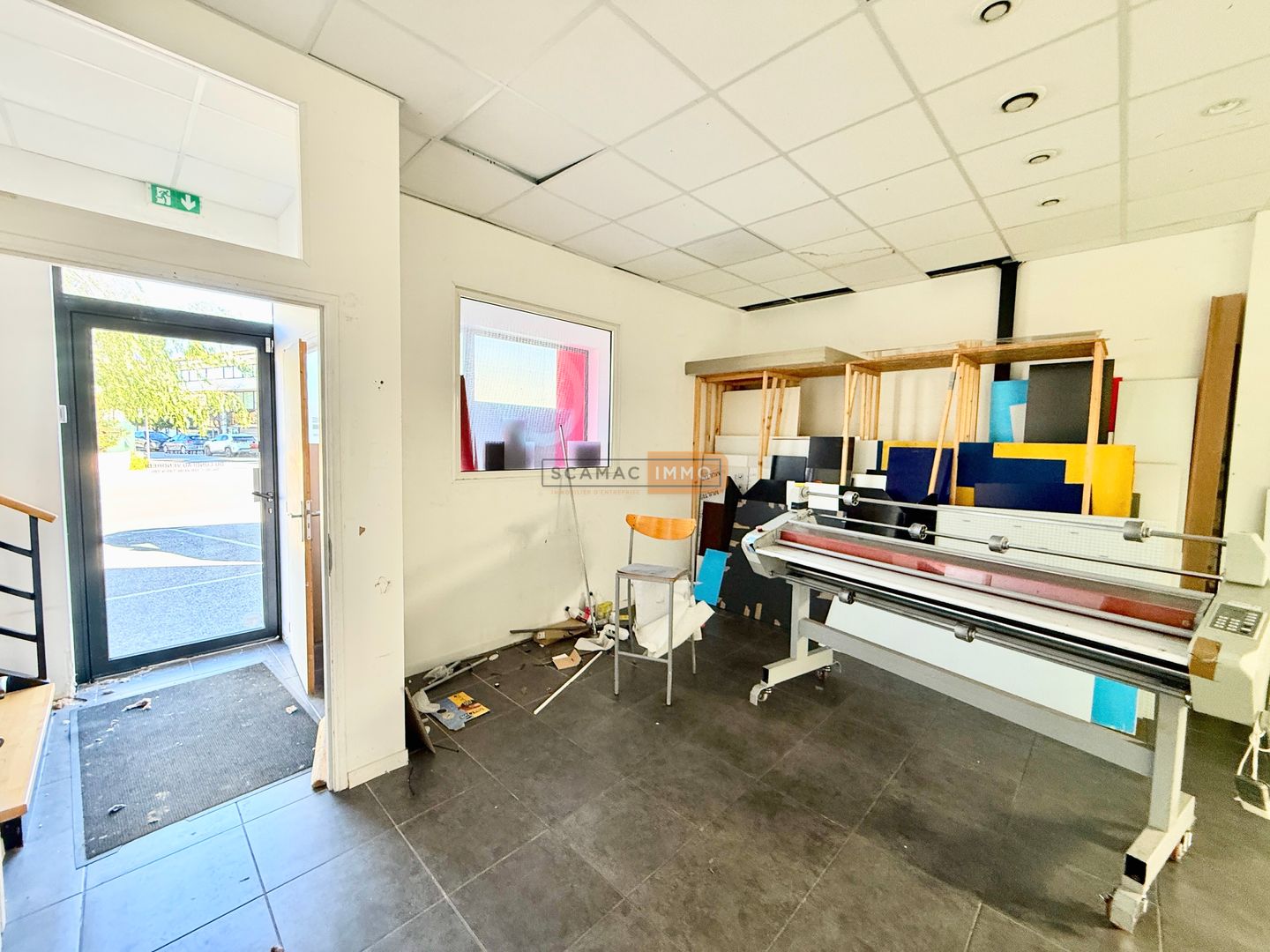 local d'activités de 170m², Puget-sur Argens (Var)