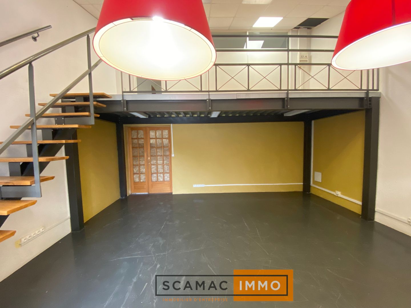 entrepôt de 90m², Puyricard (Bouches-du-Rhône)