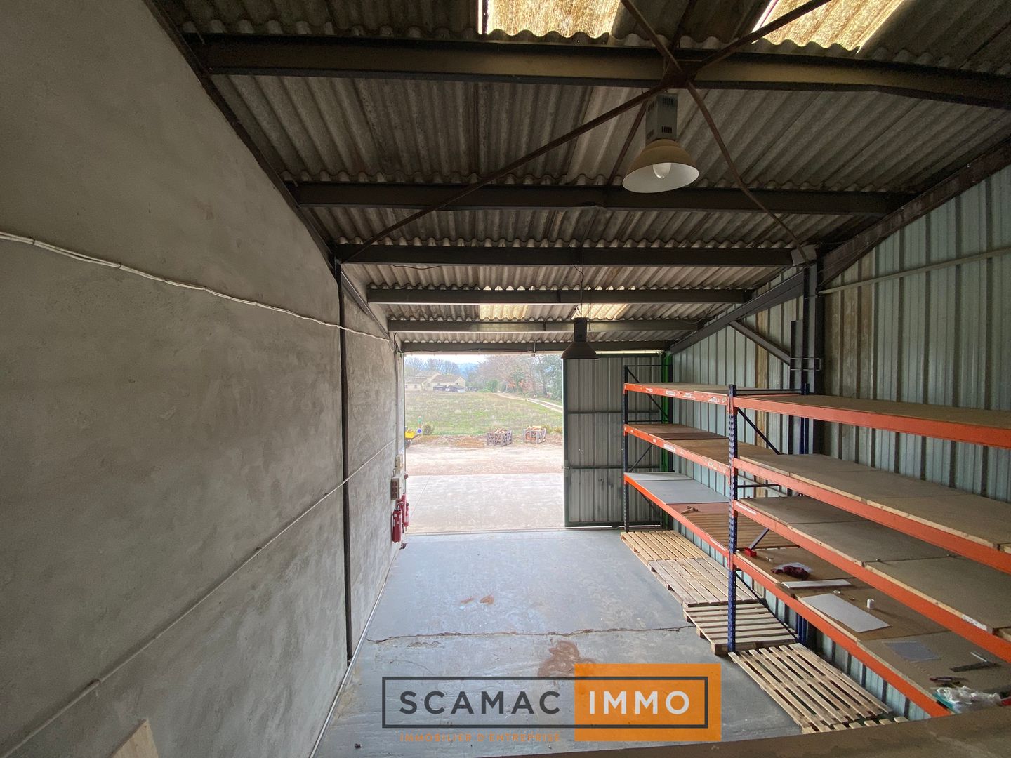 entrepôt de 90m², Puyricard (Bouches-du-Rhône)