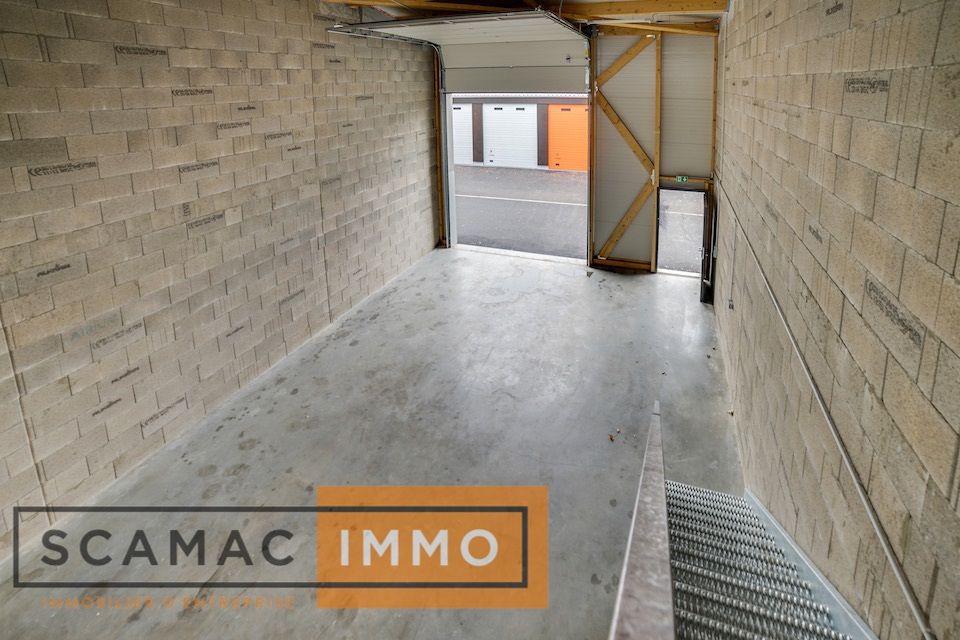 local d'activités de 28m², Brétigny-sur-Orge (Essonne)