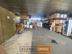 entrepôt de 200m², Vitrolles (Bouches-du-Rhône)