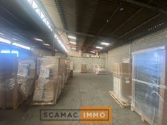 entrepôt de 450m², Vitrolles (Bouches-du-Rhône)