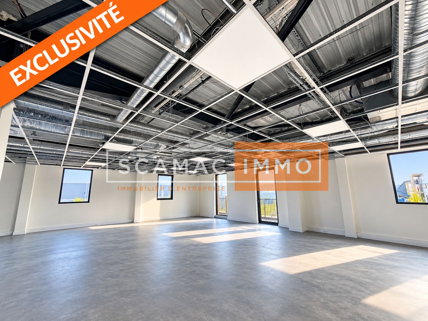 local d'activités de 1 093m², Croissy-Beaubourg (Seine-et-Marne)