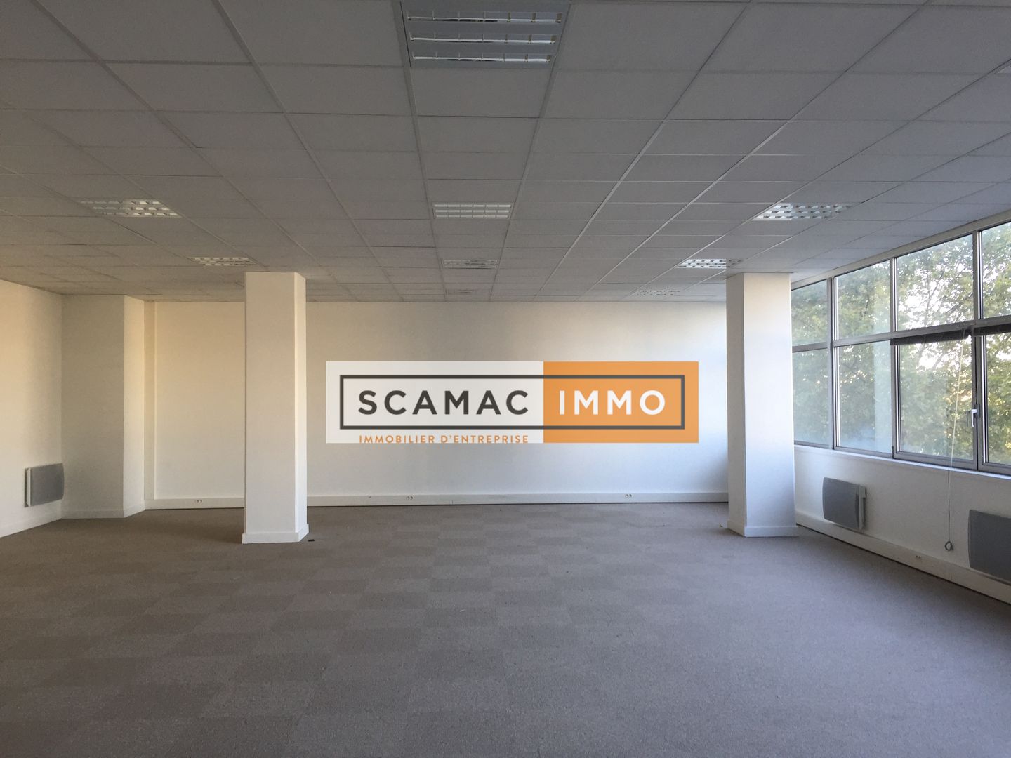 bureau de 162m², Alfortville (Val-de-Marne)
