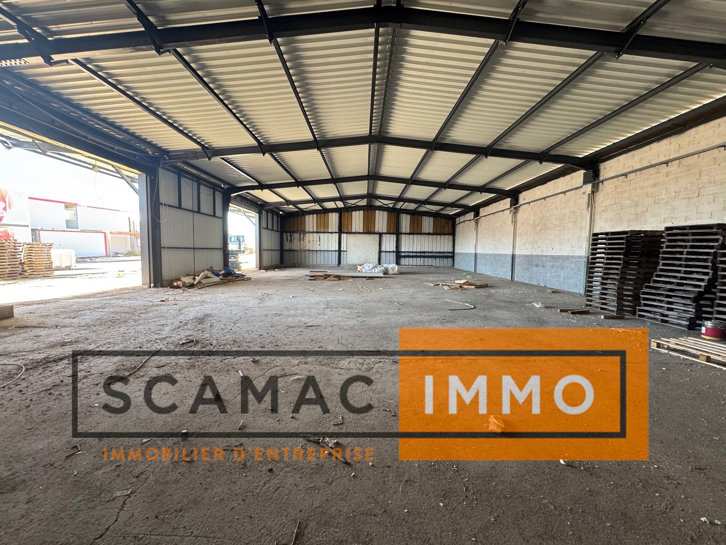 entrepôt de 460m², Vitrolles (Bouches-du-Rhône)