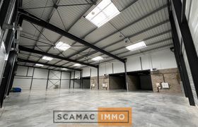 local d'activités de 465m², Marignane (Bouches-du-Rhône)