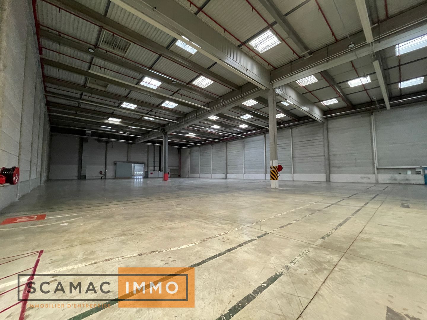 entrepôt de 41&nbsp;918m², Combs-la-Ville (Seine-et-Marne)