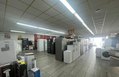 local d'activités de 462m², Magny-en-Vexin (Val-d'Oise)