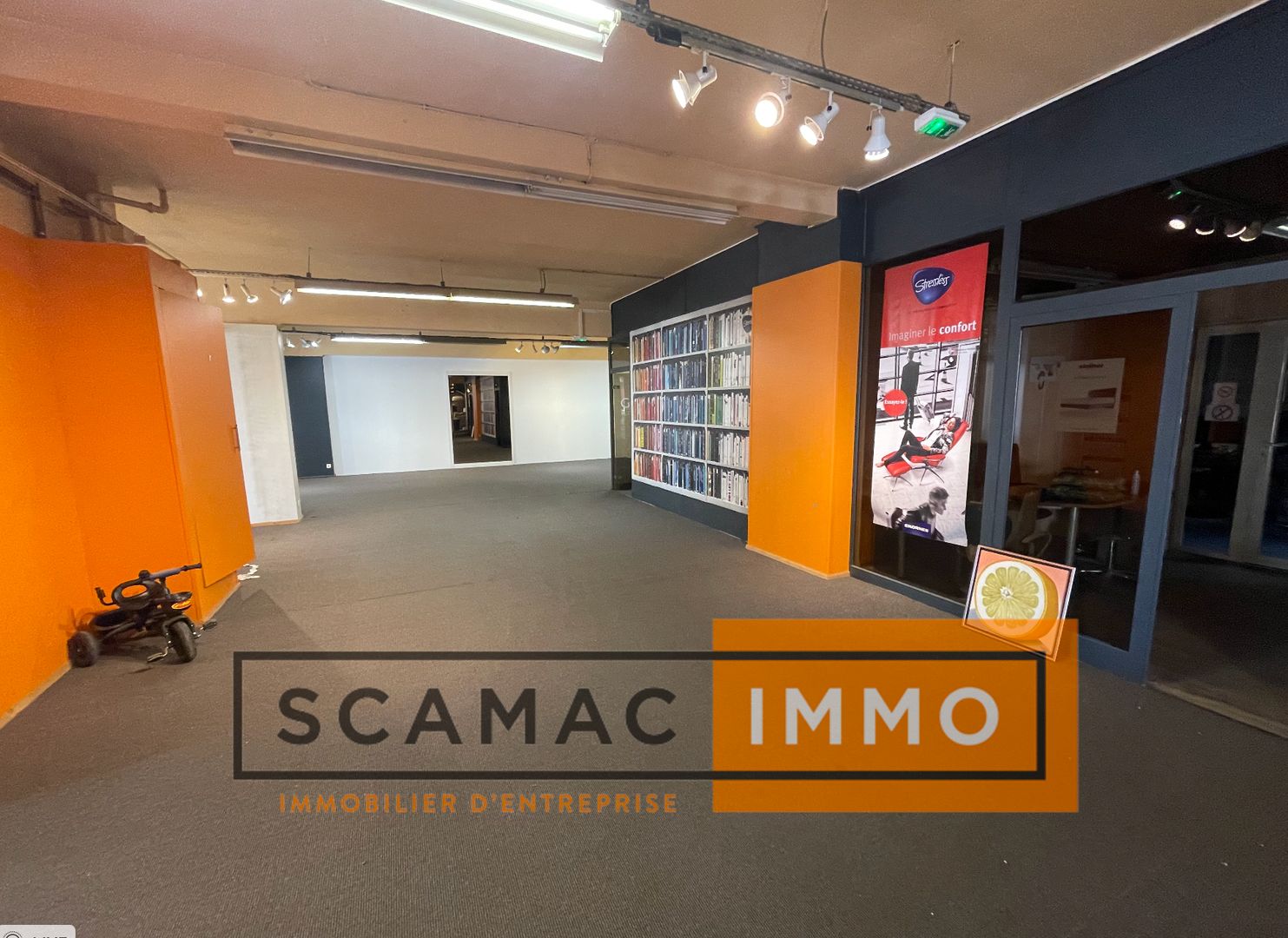 local commercial de 430m², Port-de-Bouc (Bouches-du-Rhône)