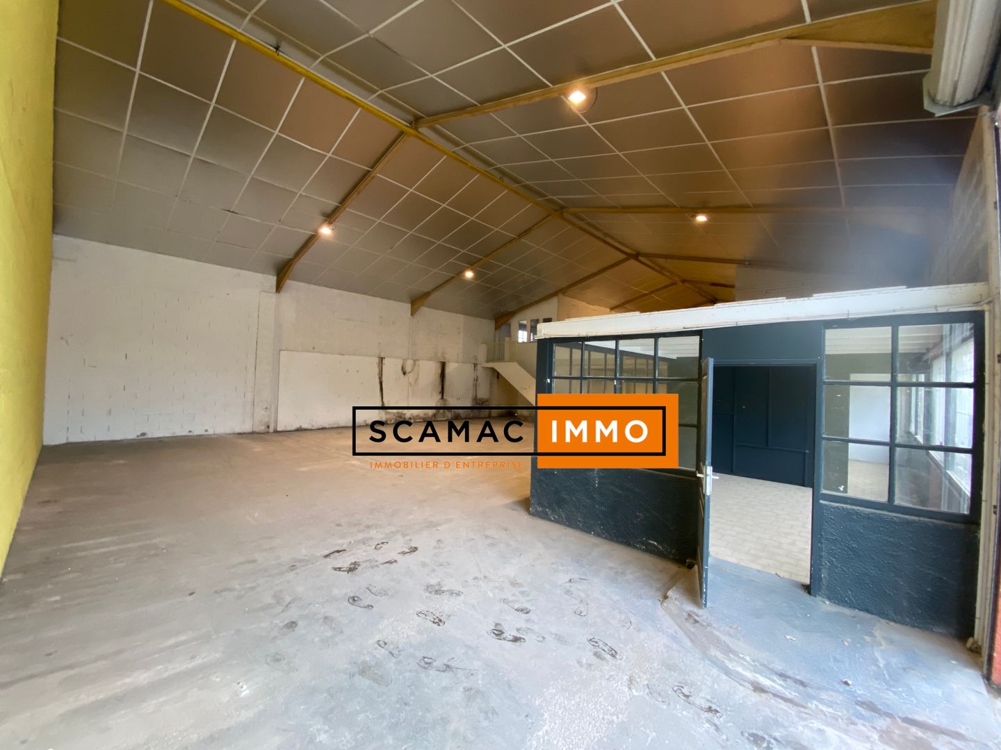 entrepôt de 480m², Hyères (Var)