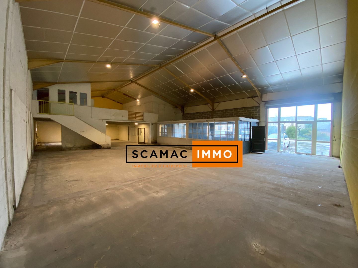 entrepôt de 480m², Hyères (Var)