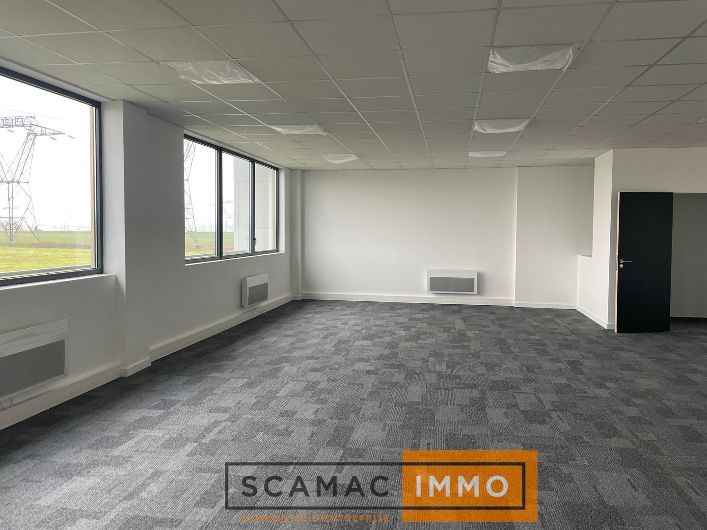 local d'activités de 994m², Villebon-sur-Yvette (Essonne)