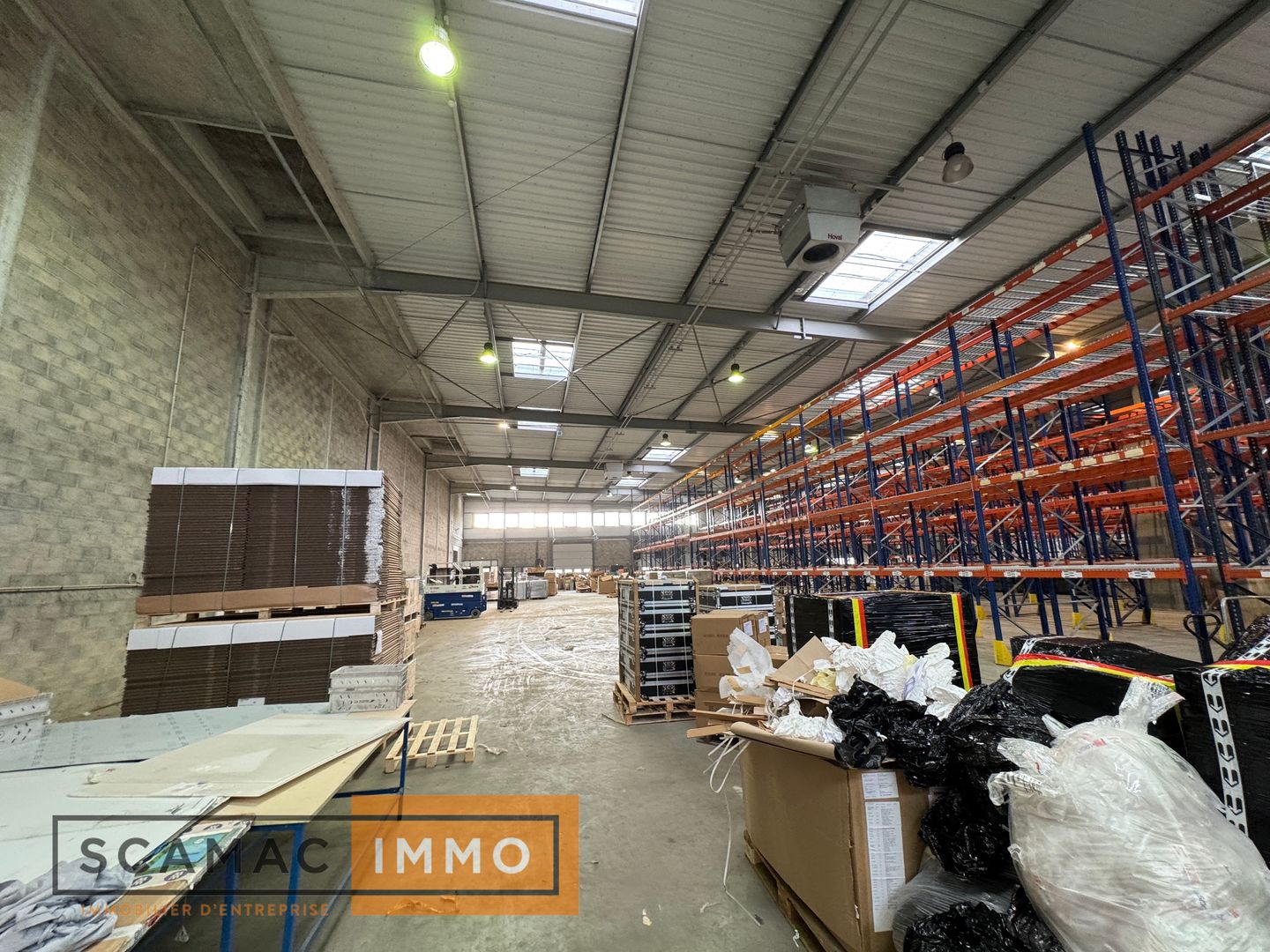 entrepôt de 5 479m², Lieusaint (Seine-et-Marne)