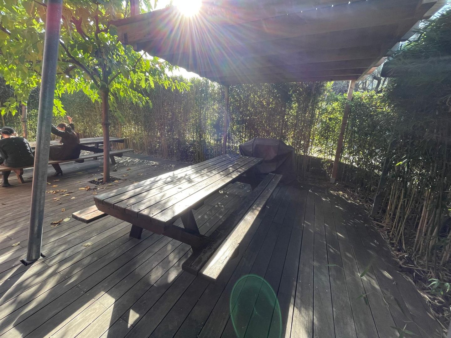 bureau de 525m², Solliès-Pont (Var)