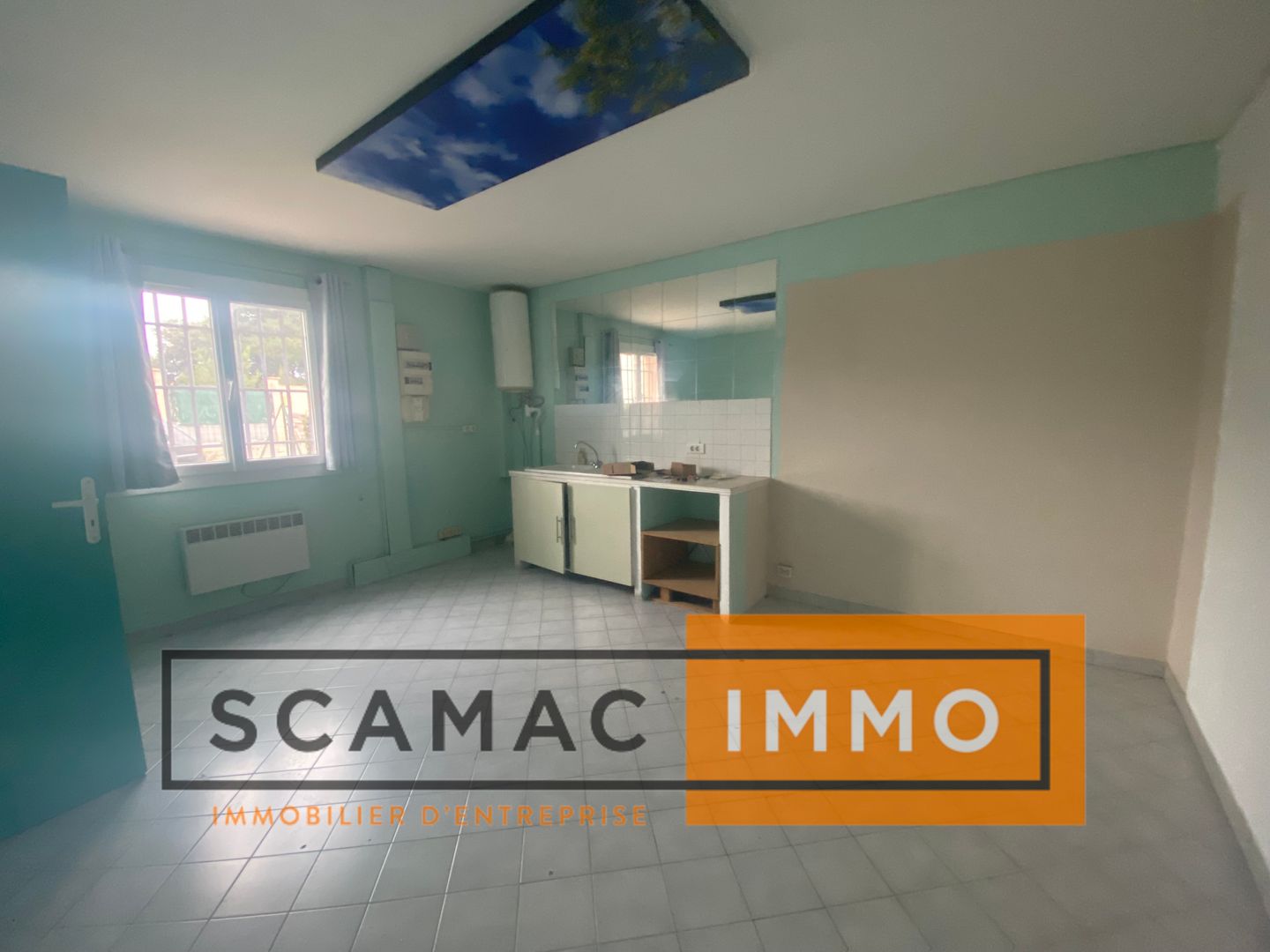 entrepôt de 200m², Lambesc (Bouches-du-Rhône)