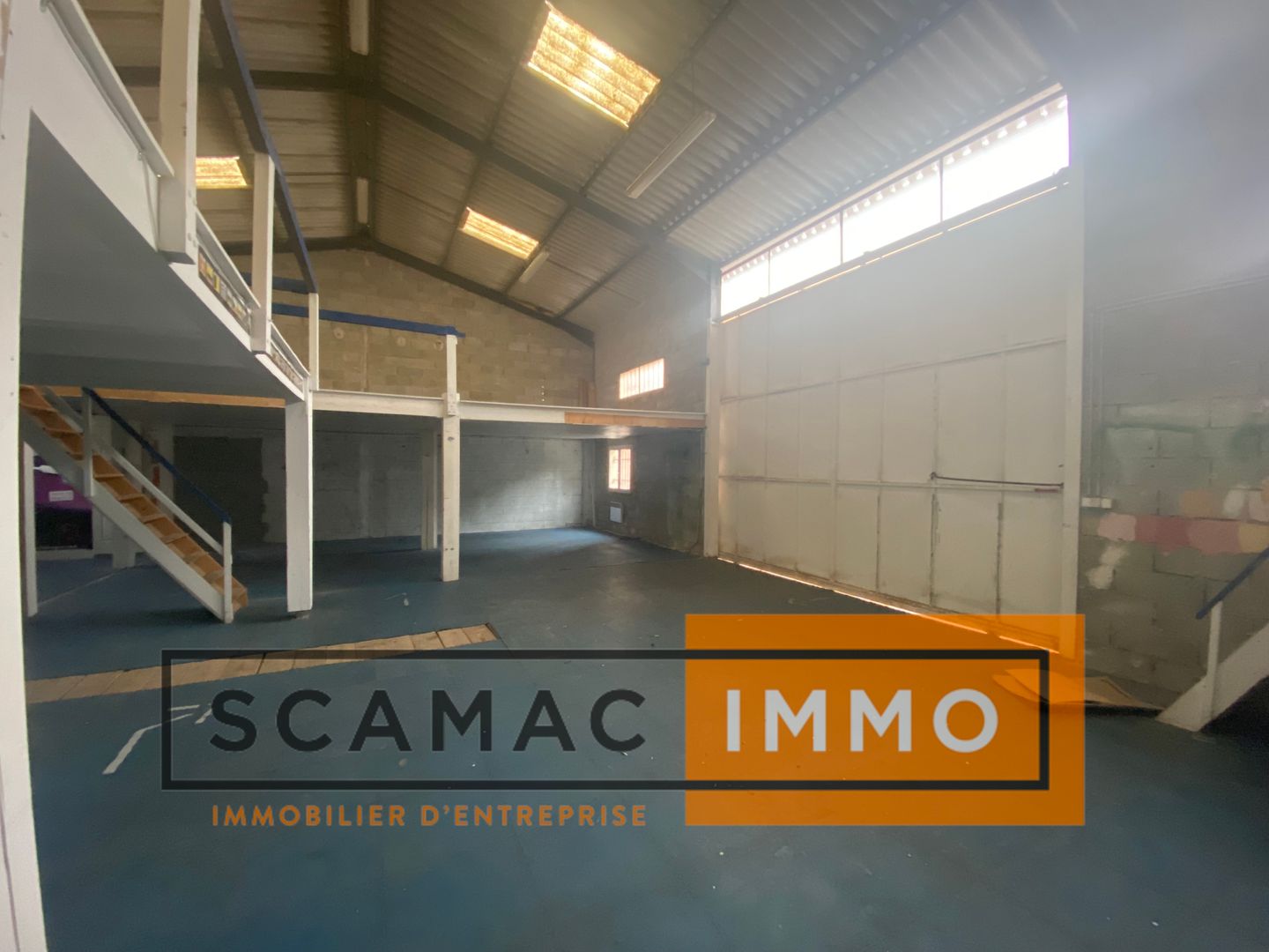entrepôt de 200m², Lambesc (Bouches-du-Rhône)
