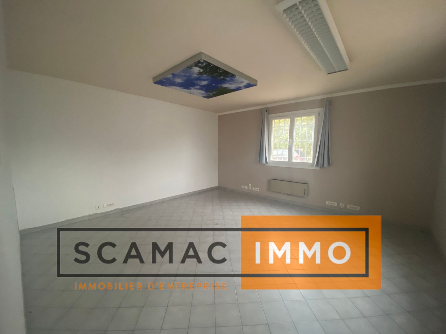entrepôt de 200m², Lambesc (Bouches-du-Rhône)