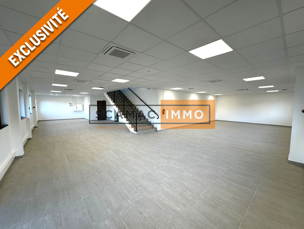 local d'activités de 1&nbsp;675m², Vaires-sur-Marne (Seine-et-Marne)