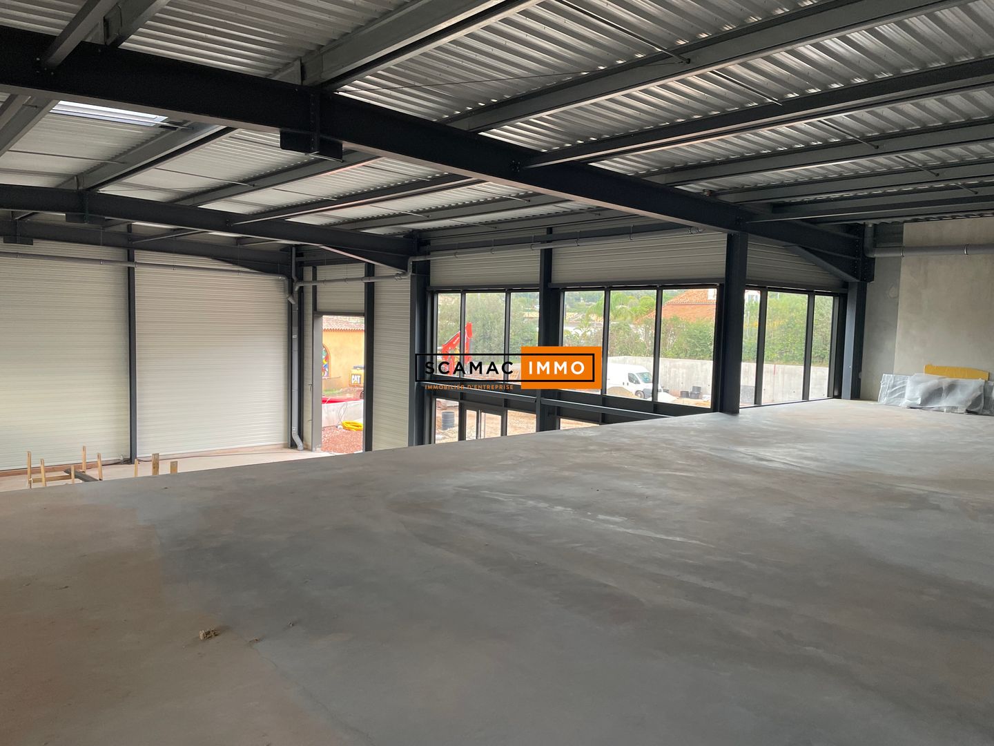 local d'activités de 400m², Ollioules (Var)