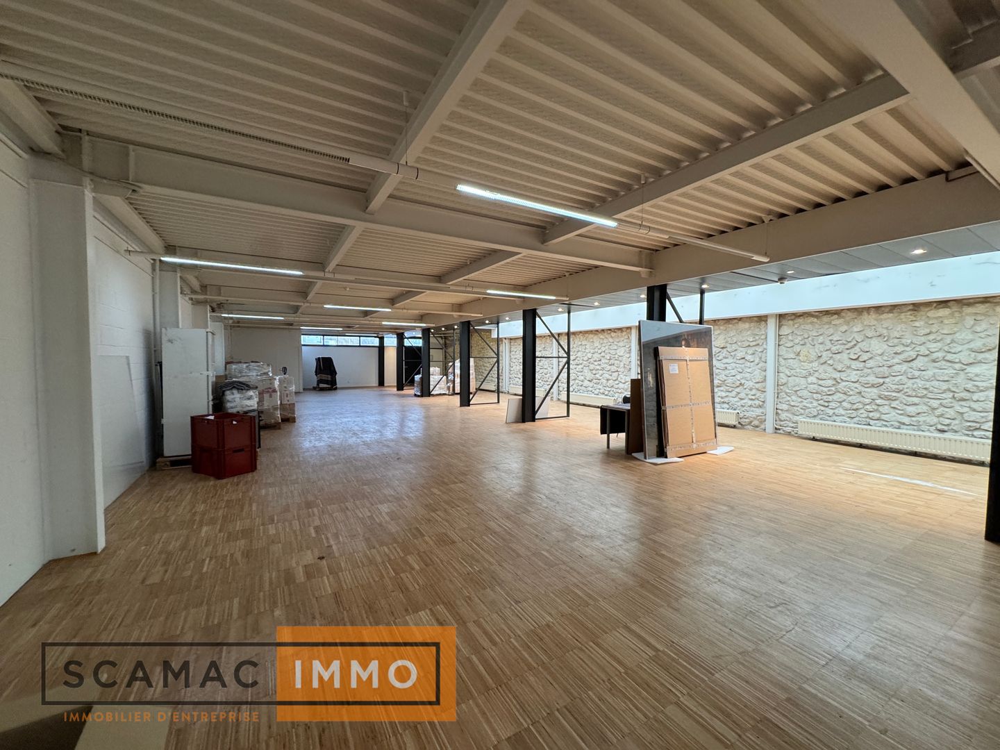 local d'activités de 3&nbsp;400m², Champcueil (Essonne)